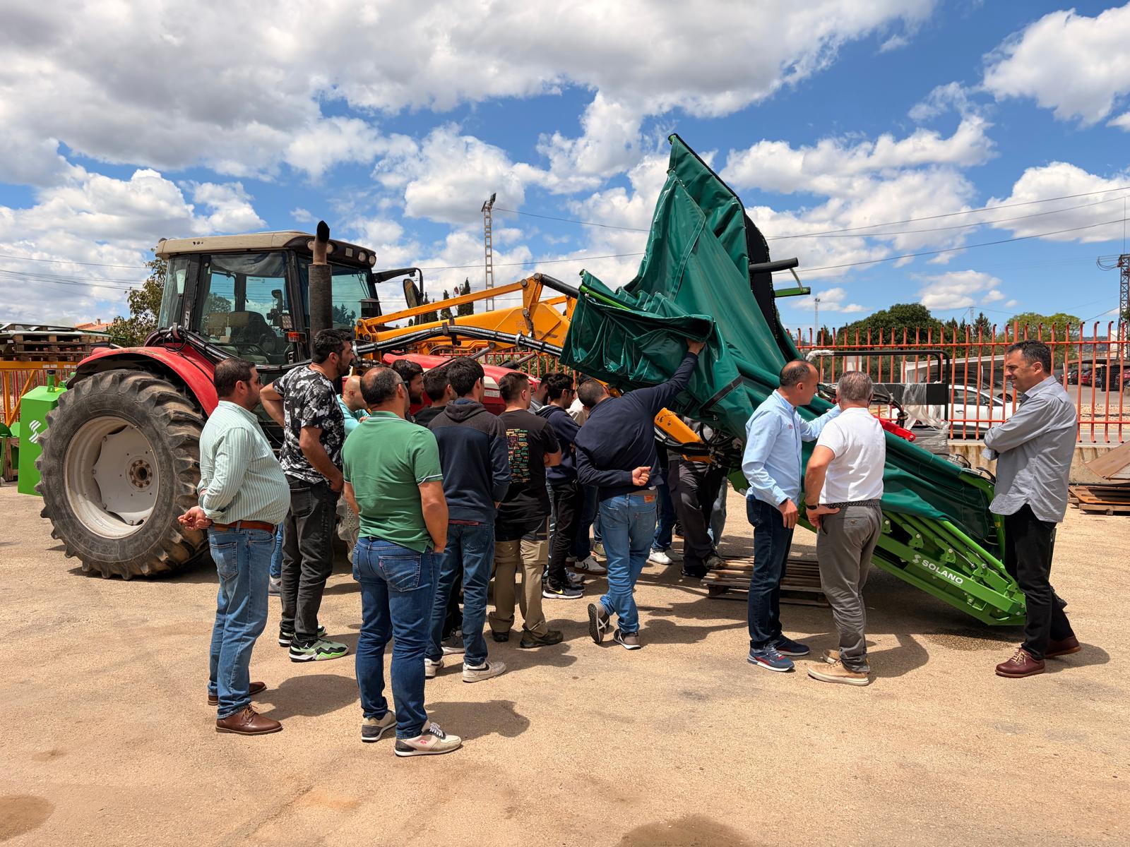 distribuidores de maquinaria agrícola
